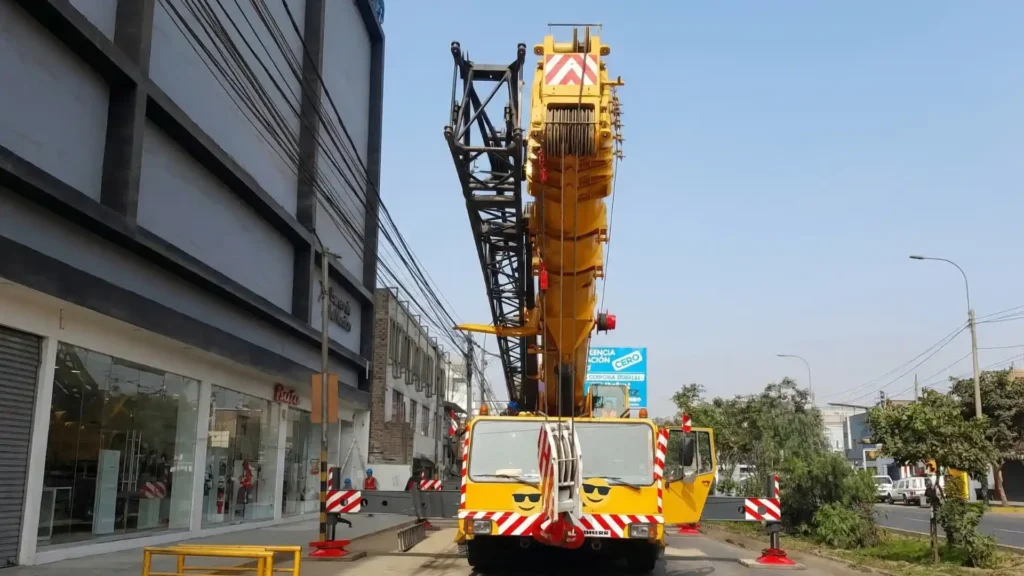 Grúa telescópica de 160 ton