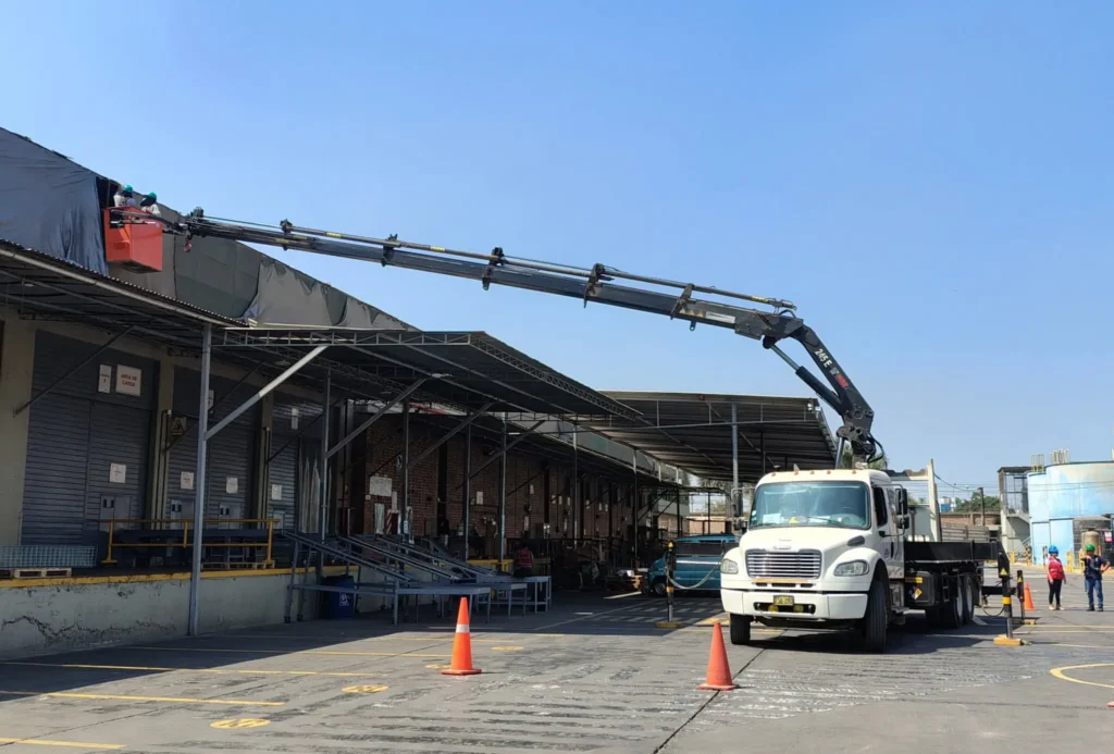 Gaval gruas y maquinarias | Lima - Perú